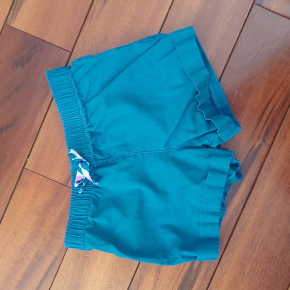 Girls - Outfit - Picture 4 of 6